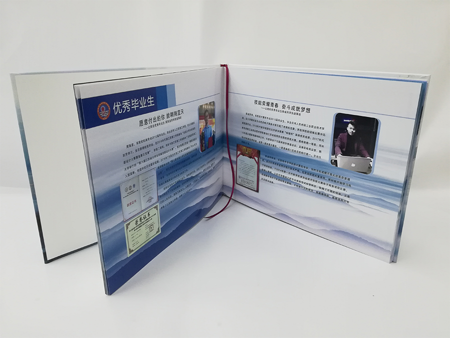 典藏學(xué)院畢業(yè)冊定制印刷內頁(yè)顏色基調