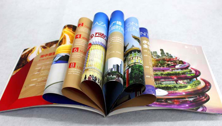 萬(wàn)達廣場(chǎng)攜手日大彩印打造“悅三湘醉芙蓉”精品樓書(shū)